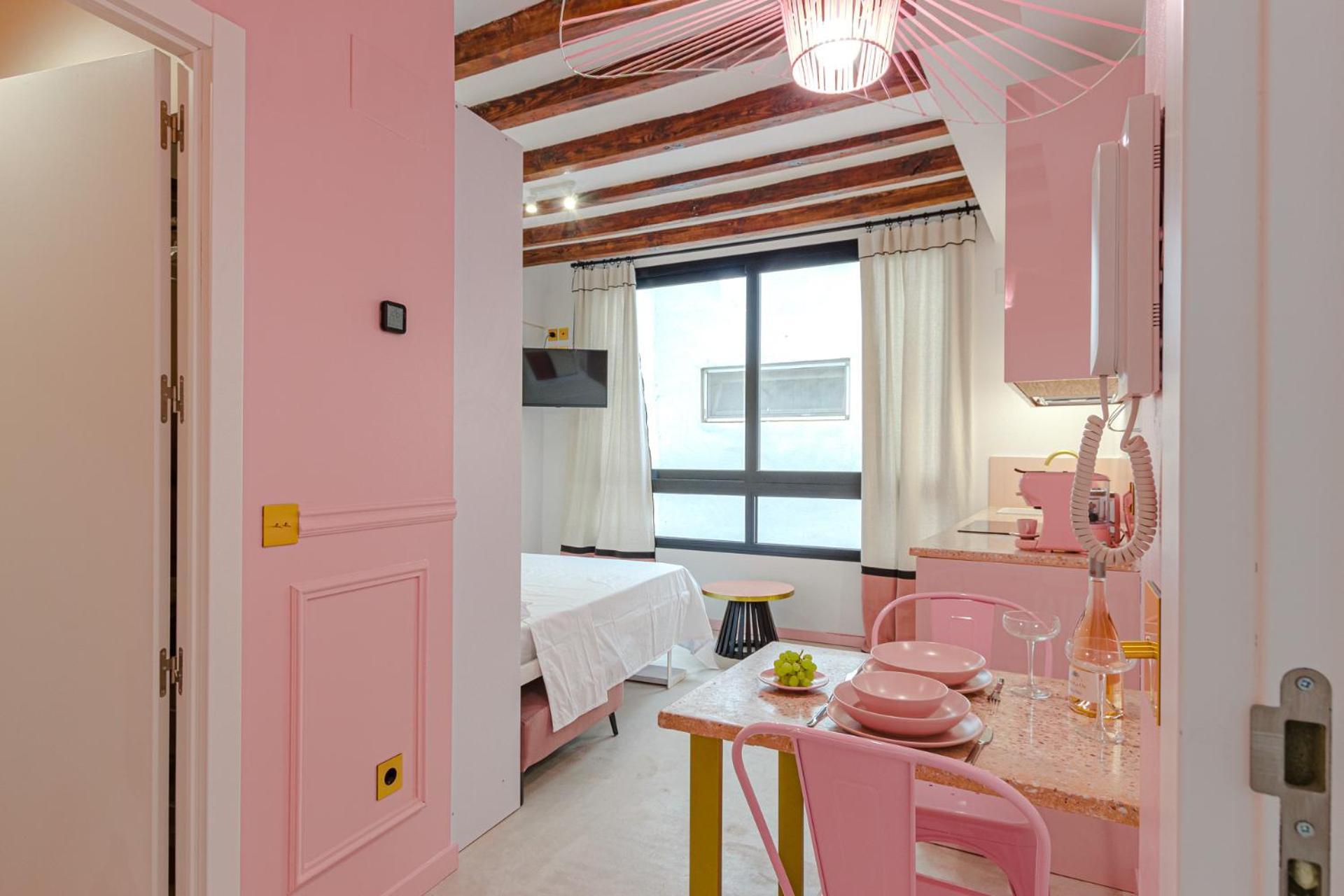 Glamorous Pink Studio In City Center Alicante Dış mekan fotoğraf